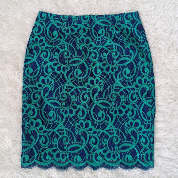 Women's Lilly Pulitzer Skirt 10 Blue Green Lace Hyacinth